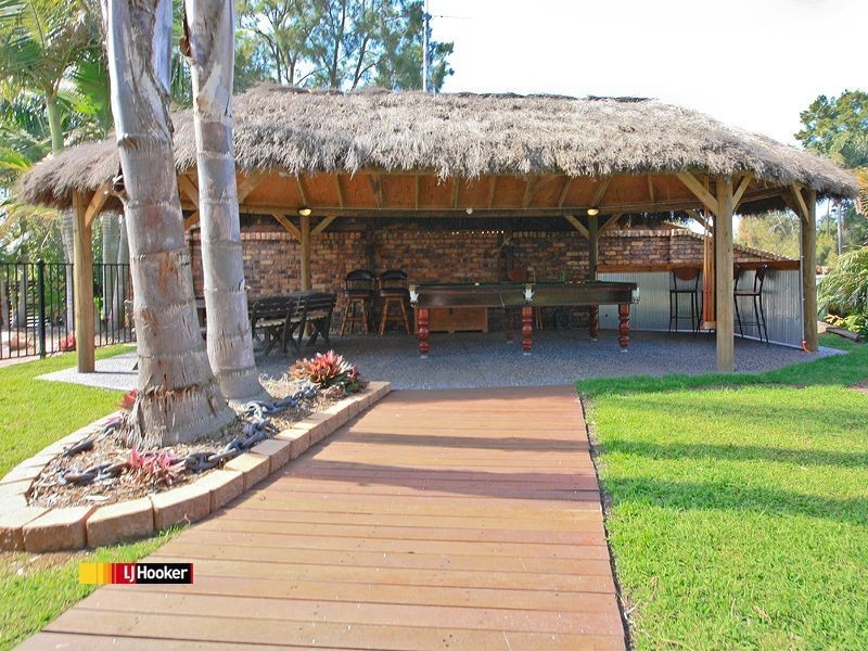 67 Dorsal Dr, Birkdale QLD 4159