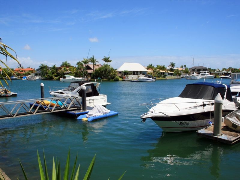 22 Compass Court, Raby Bay QLD 4163