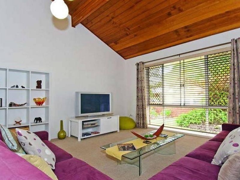 22 Compass Court, Raby Bay QLD 4163