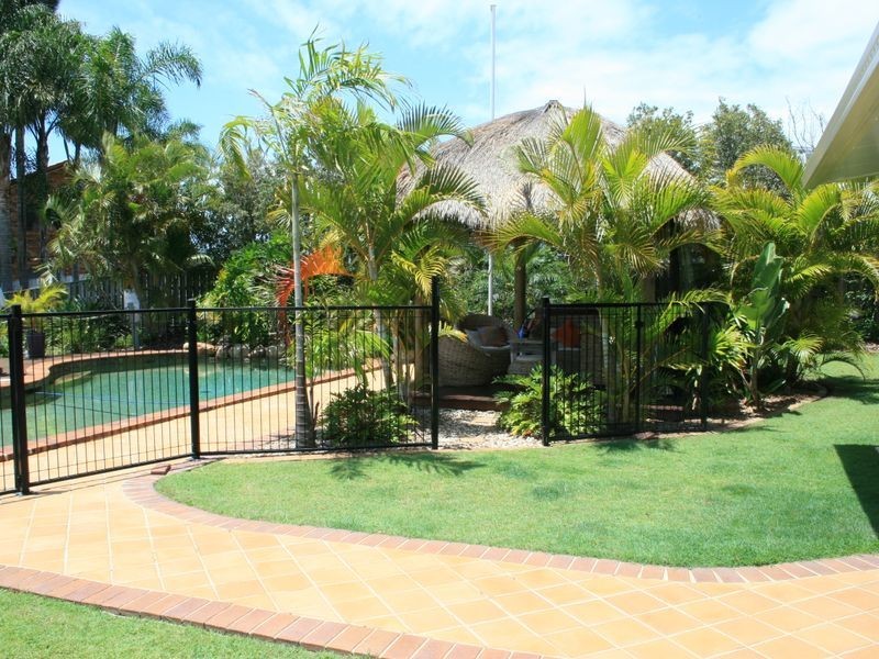 22 Compass Court, Raby Bay QLD 4163