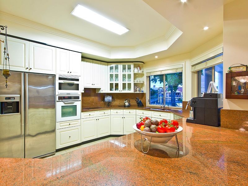 22 Downwind Ct, Birkdale QLD 4159