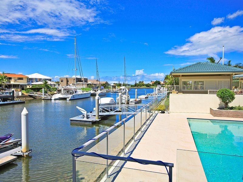 22 Downwind Ct, Birkdale QLD 4159