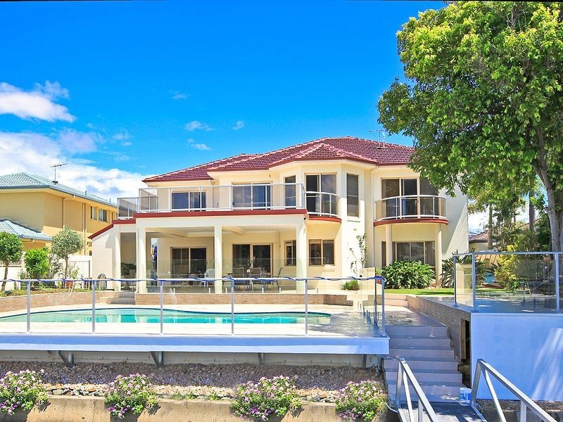 22 Downwind Ct, Birkdale QLD 4159