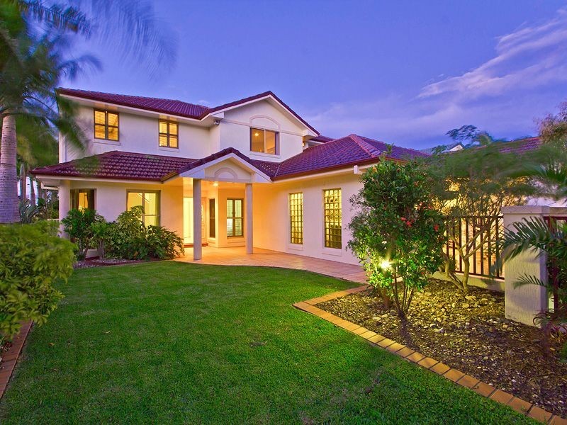 22 Downwind Ct, Birkdale QLD 4159