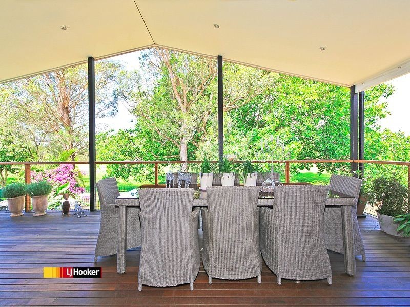 97 Thomas Street, Birkdale QLD 4159