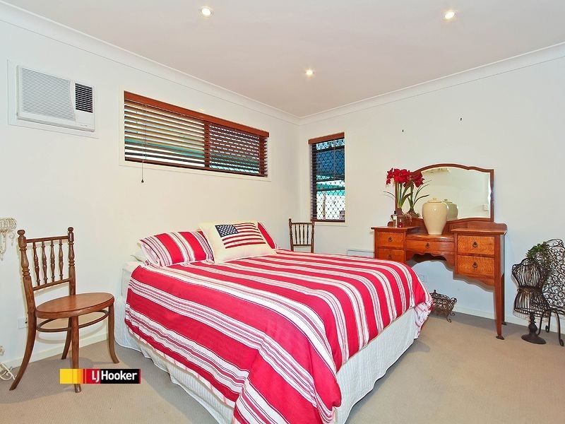 97 Thomas Street, Birkdale QLD 4159