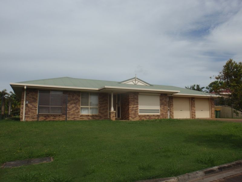 7 Almond Av, Birkdale QLD 4159