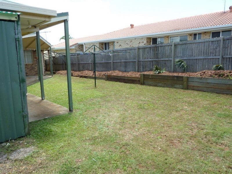 7 Almond Av, Birkdale QLD 4159