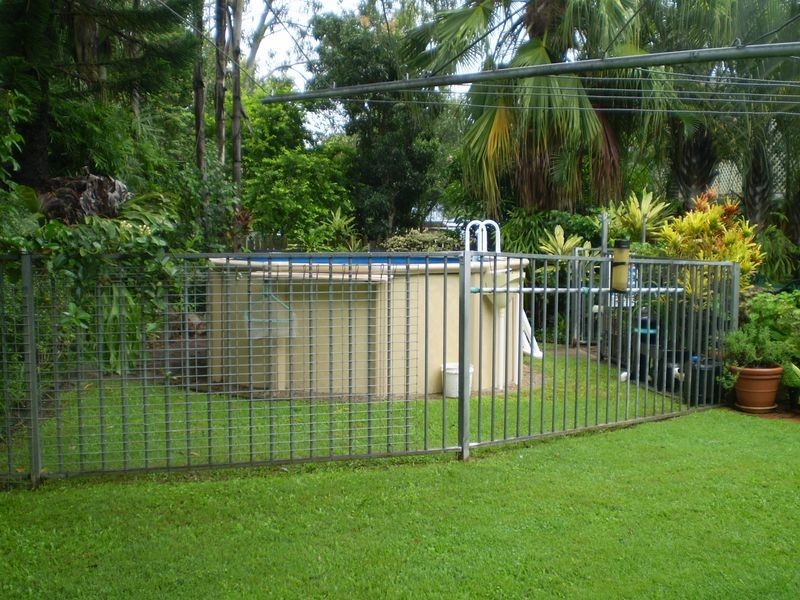 4 Boambillee St, Thorneside QLD 4158