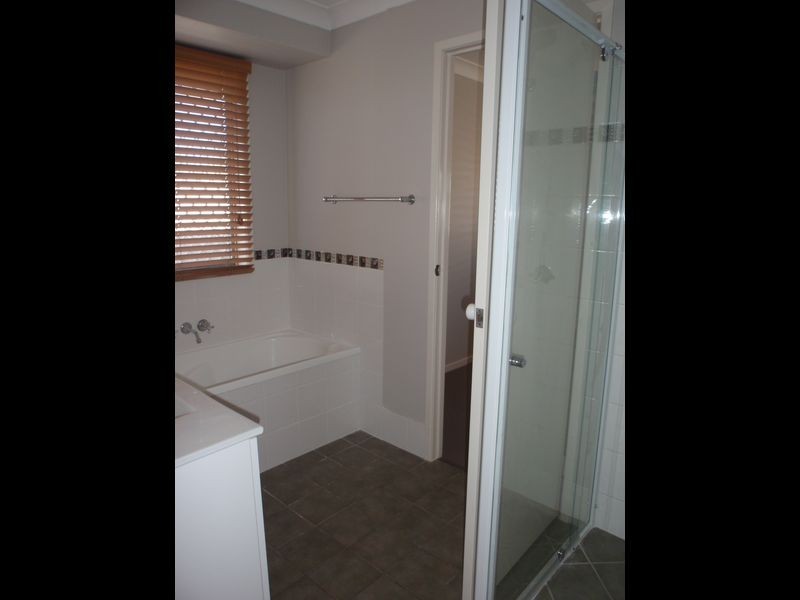 6 Samson Crescent, Hemmant QLD 4174