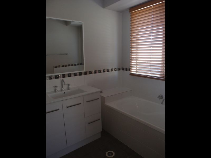 6 Samson Crescent, Hemmant QLD 4174