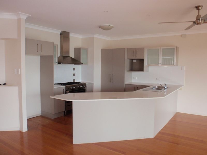 84 Blackwood Road, Manly West QLD 4179