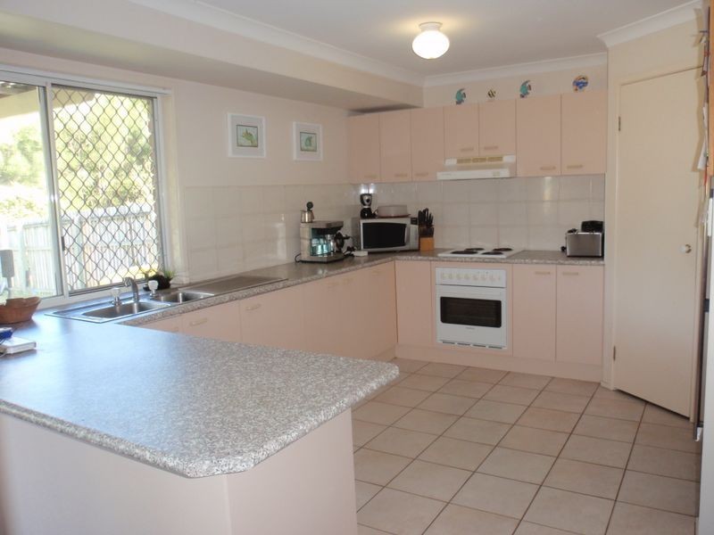 36 Ashwood Circuit, Birkdale QLD 4159