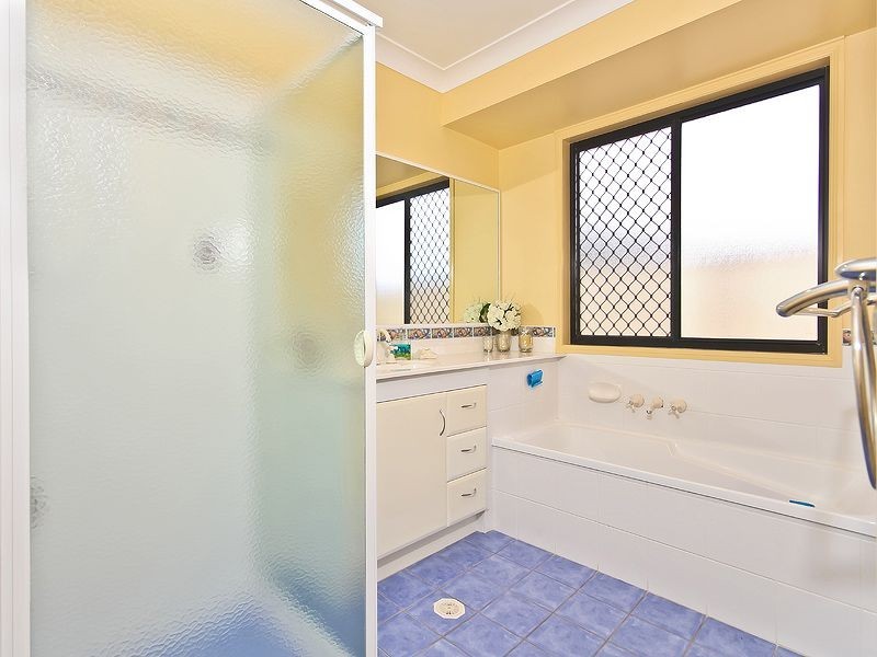 10 Pedwell Pl, Birkdale QLD 4159