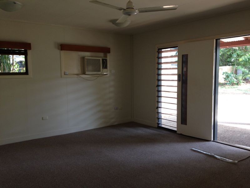 27 Strawberry Avenue, Manly West QLD 4179