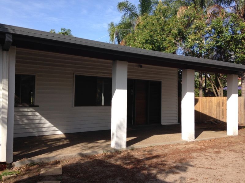 27 Strawberry Avenue, Manly West QLD 4179