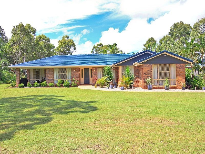 52 Whitehall Avenue, Birkdale QLD 4159