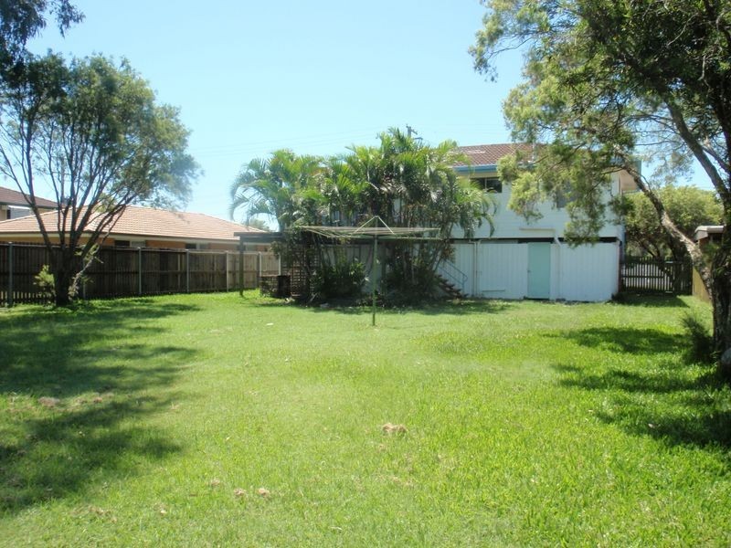 40 Makaha Drive, Birkdale QLD 4159