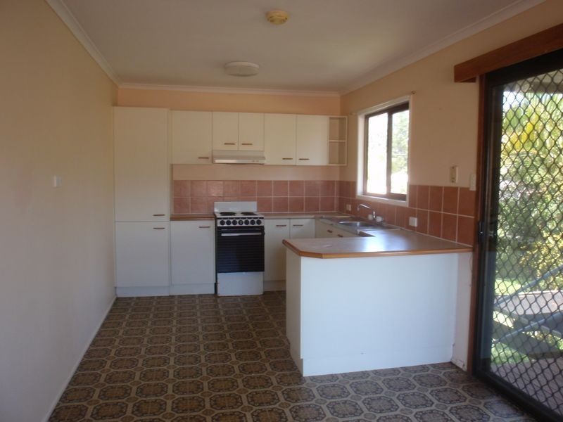 40 Makaha Drive, Birkdale QLD 4159