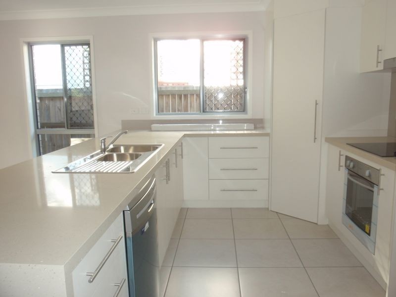 20 Hugh Street, Thorneside QLD 4158