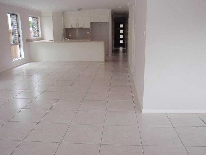 20 Hugh Street, Thorneside QLD 4158