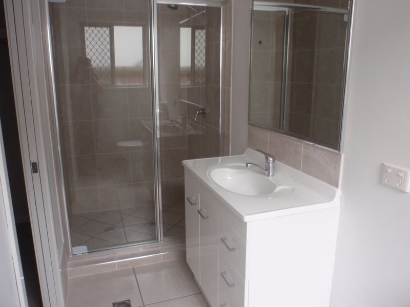 20 Hugh Street, Thorneside QLD 4158