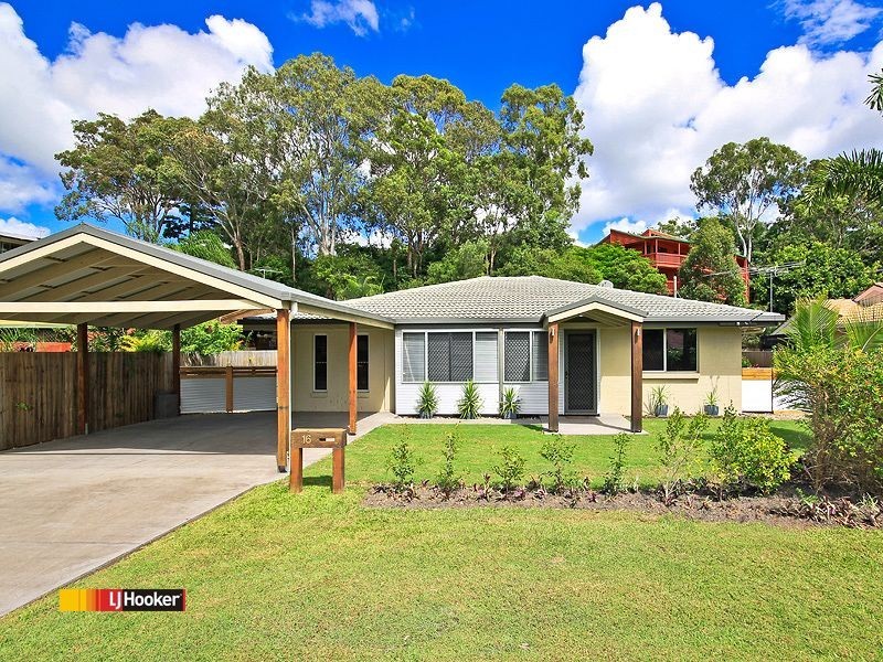 16 Ruth St, Birkdale QLD 4159
