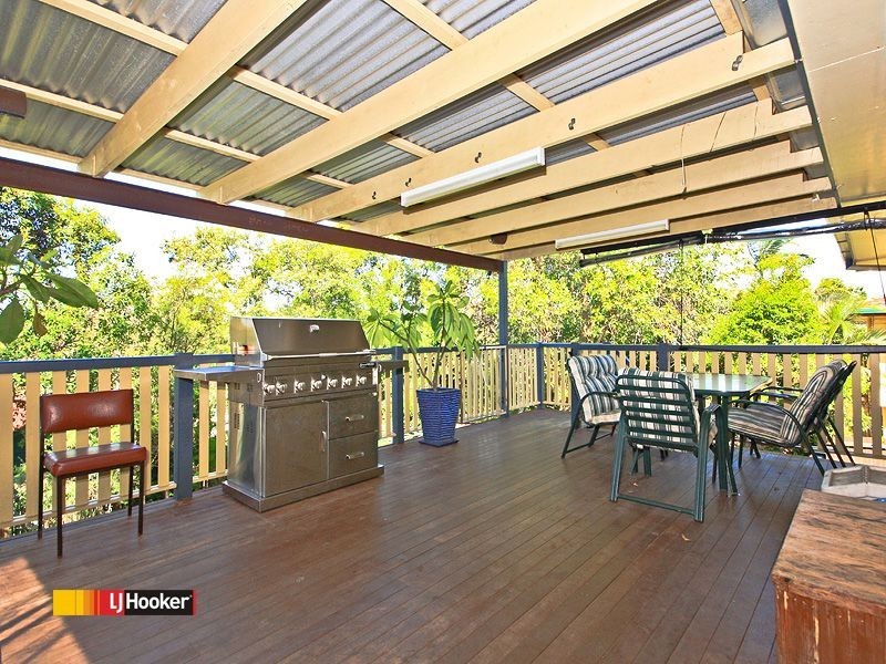 9 Magpie St, Birkdale QLD 4159