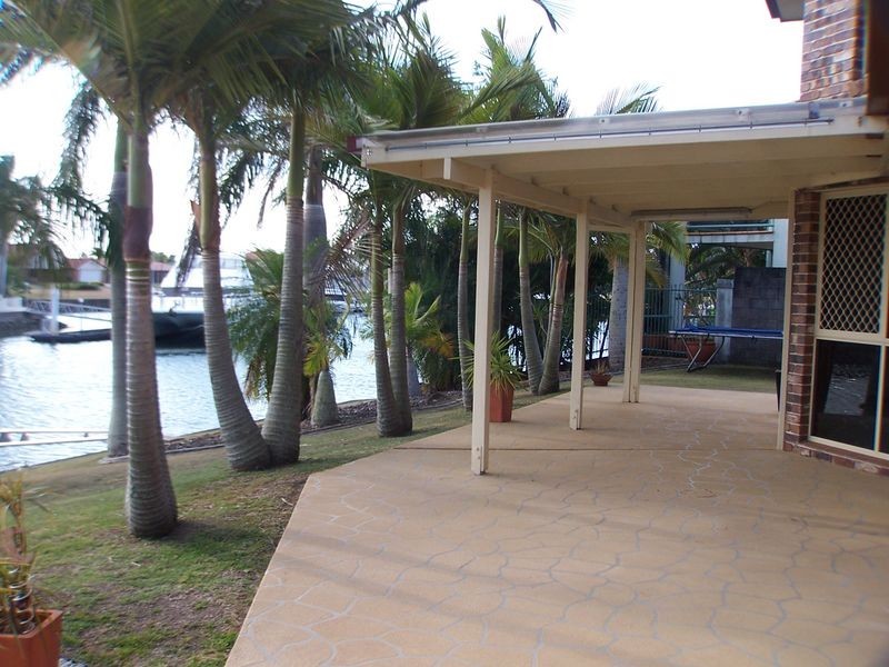 27 Downwind Court, Birkdale QLD 4159