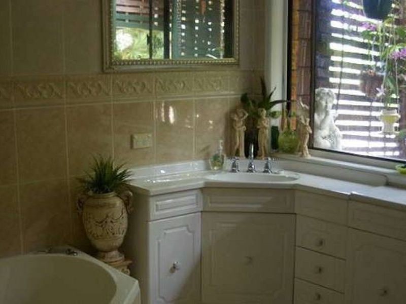 8 Gradi Ct, Thorneside QLD 4158