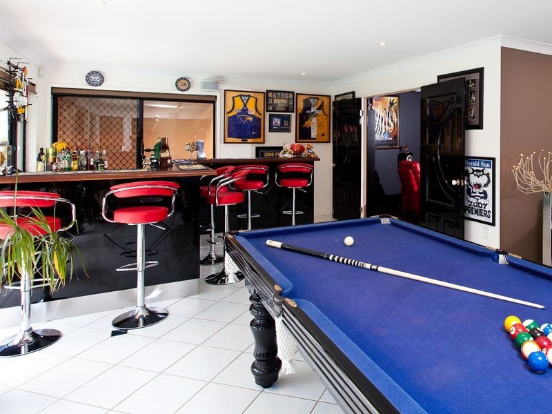 4 Mathison Court, Redland Bay QLD 4165