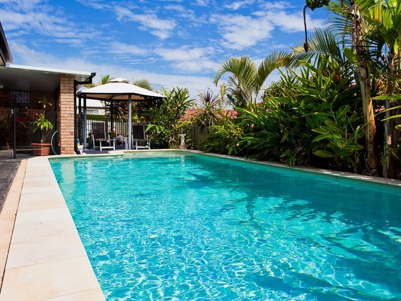 4 Mathison Court, Redland Bay QLD 4165