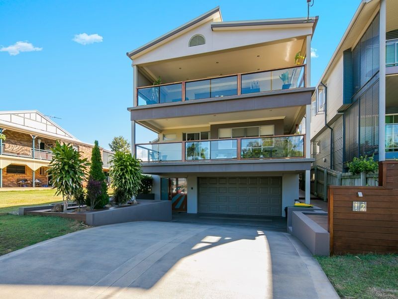 12 Wellesley St, Wellington Point QLD 4160