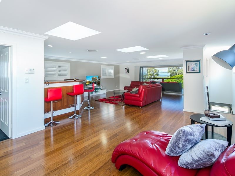 12 Wellesley St, Wellington Point QLD 4160