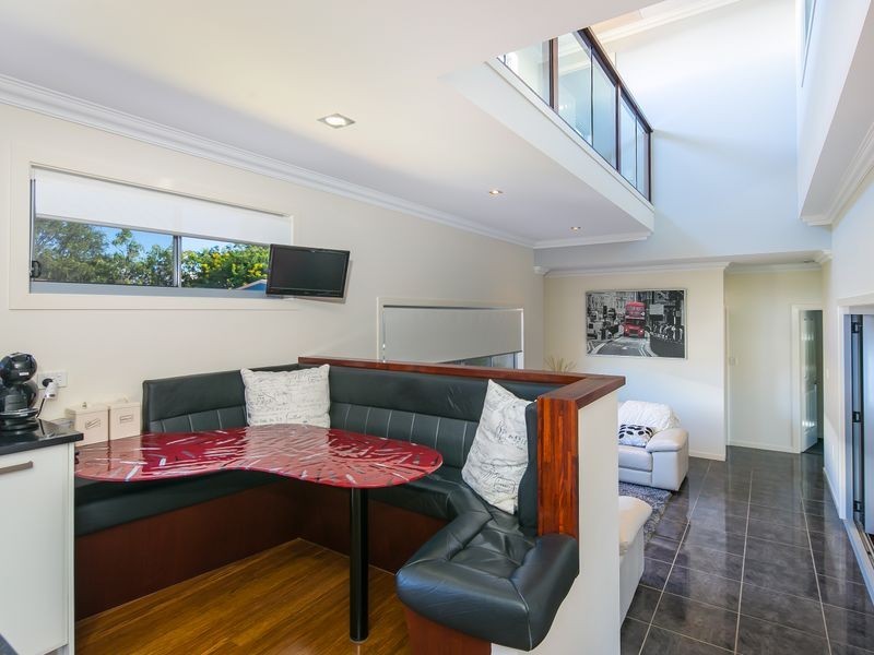 12 Wellesley St, Wellington Point QLD 4160