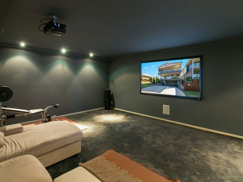 12 Wellesley St, Wellington Point QLD 4160