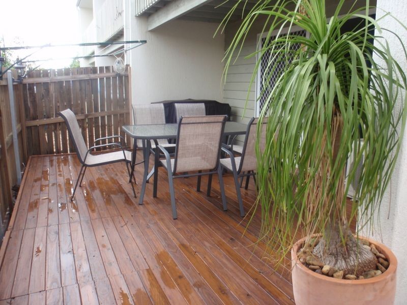 60/14 Kensington Place, Birkdale QLD 4159