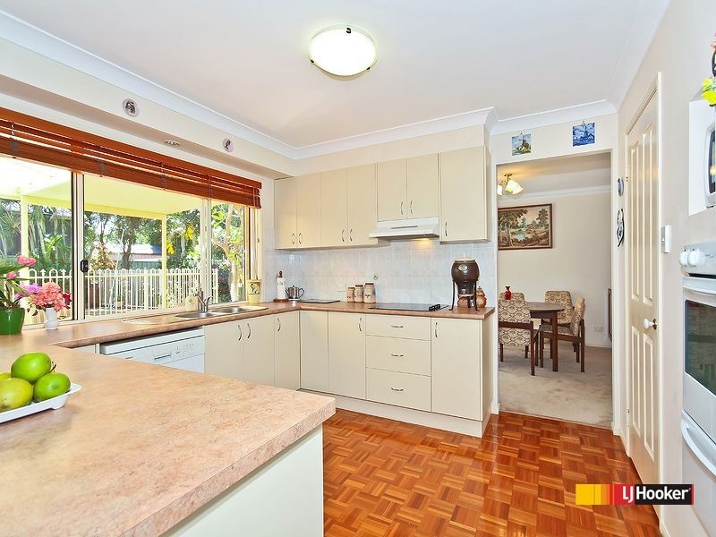 38 Plumer St, Wellington Point QLD 4160