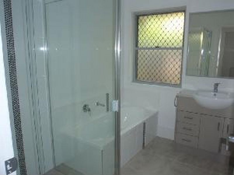 2/1-3 Sheena Street, Wellington Point QLD 4160