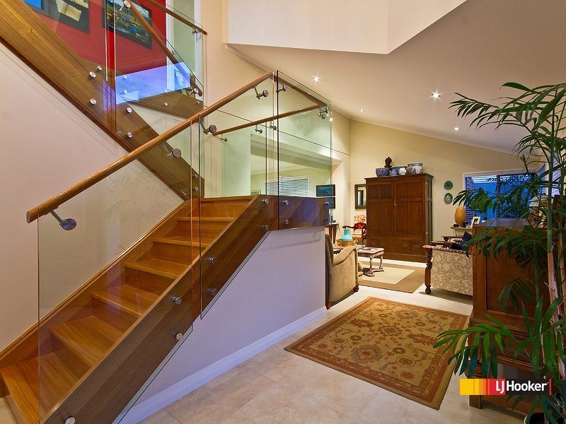 49 Dorsal Drive, Birkdale QLD 4159