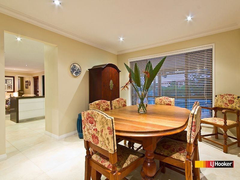 49 Dorsal Drive, Birkdale QLD 4159