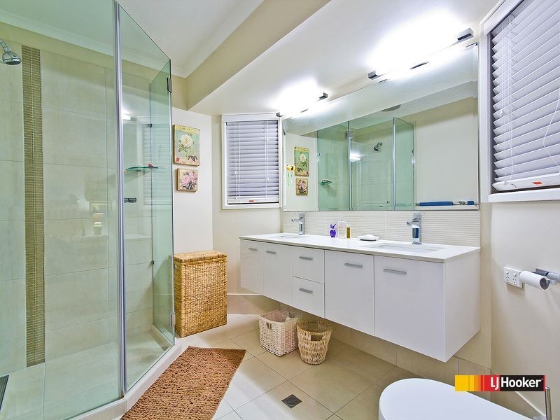 49 Dorsal Drive, Birkdale QLD 4159