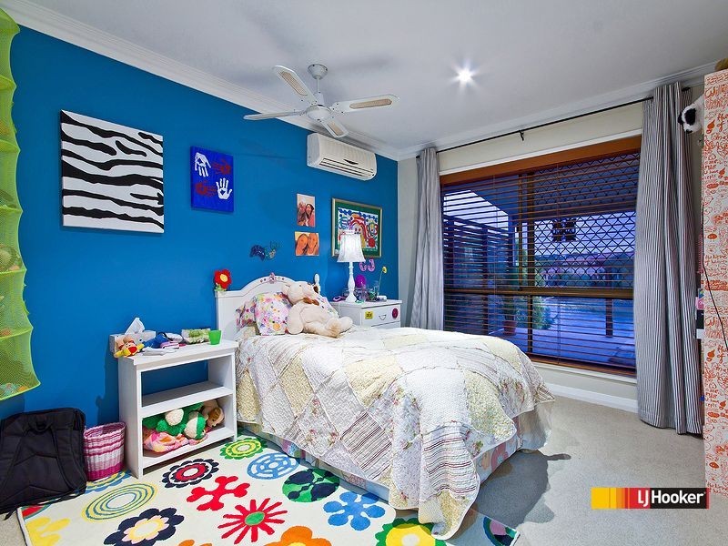 49 Dorsal Drive, Birkdale QLD 4159