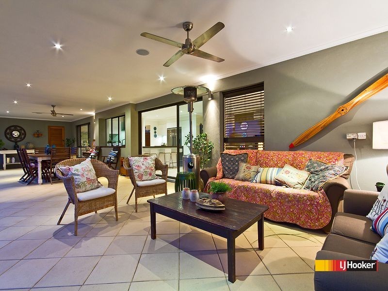 49 Dorsal Drive, Birkdale QLD 4159