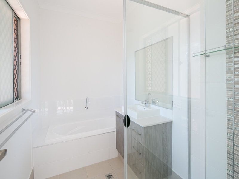 3/6 Collingwood Road, Birkdale QLD 4159