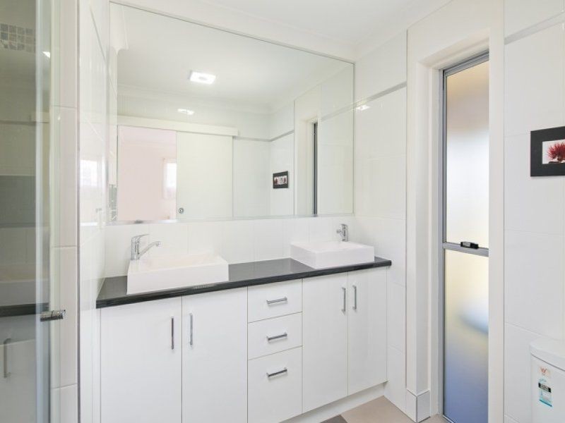 99 Freeth Street, Ormiston QLD 4160