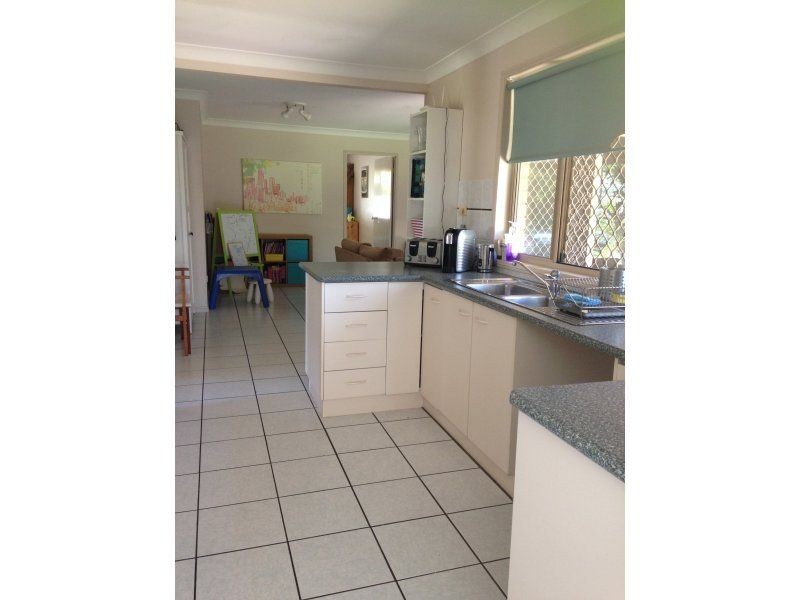 1 Laurance Court, Wellington Point QLD 4160
