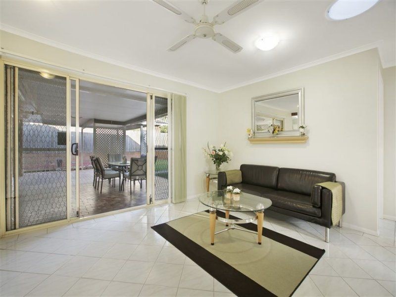 18 Cronin Drive, Wellington Point QLD 4160