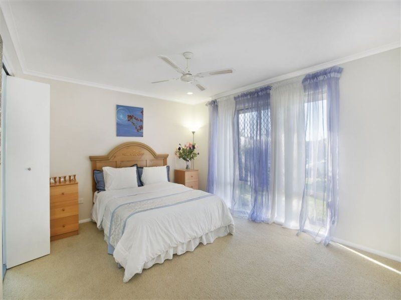 18 Cronin Drive, Wellington Point QLD 4160