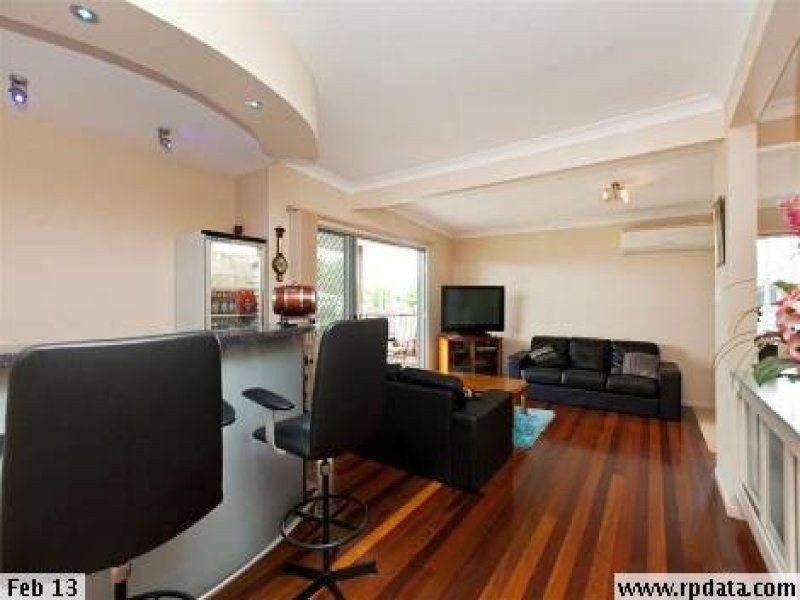 63 Barron Rd, Birkdale QLD 4159